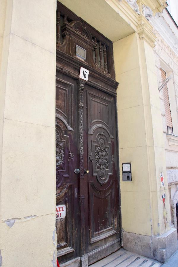Standard Apartment By Hi5 - St. King Street 16. Budapeste Exterior foto
