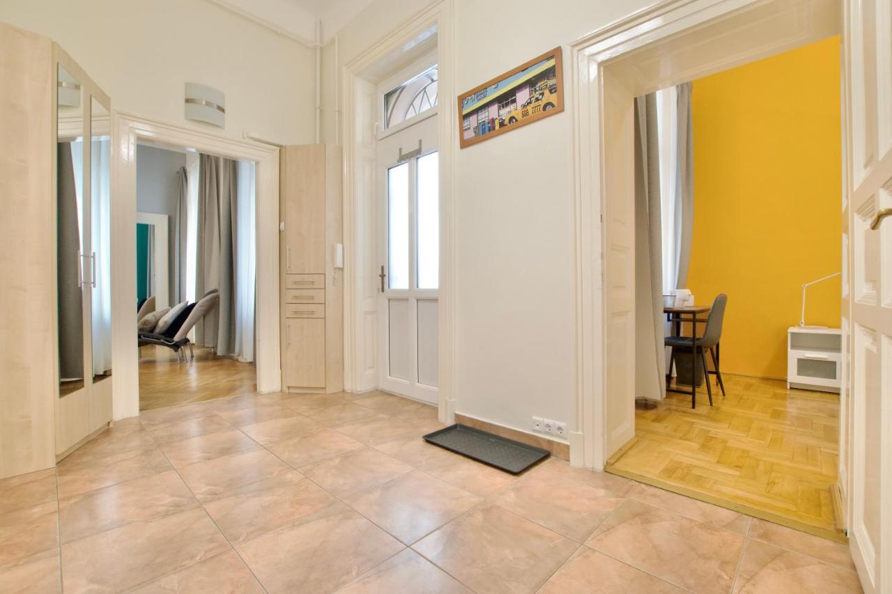 Standard Apartment By Hi5 - St. King Street 16. Budapeste Exterior foto